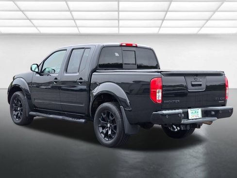 Used 2020 Nissan Frontier SV w/ Midnight Edition Floor Mats AWD/4WD image 14