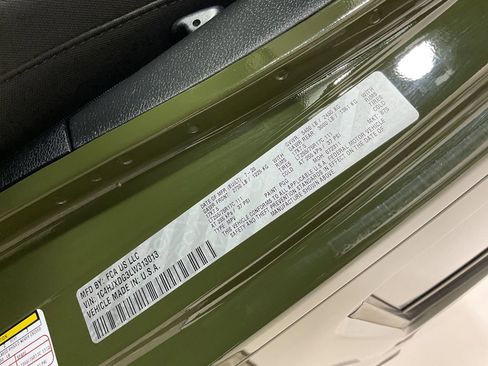 Used 2020 Jeep Wrangler Unlimited Sport image 27