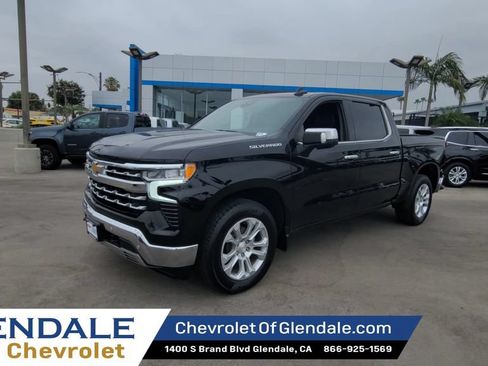 Certified 2023 Chevrolet Silverado 1500 LTZ RWD image 4