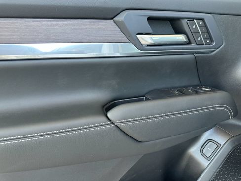 New 2026 GMC Terrain Denali AWD/4WD image 11