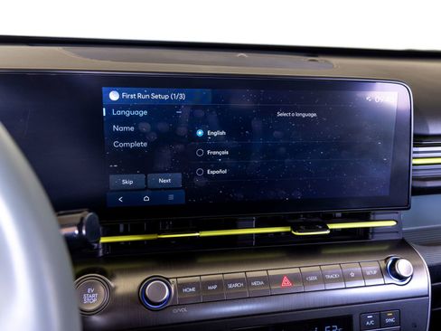 Used 2024 Hyundai Kona Limited image 13