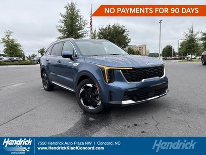 Certified 2025 Kia Sorento EX w/ EX Panoramic Sunroof Package