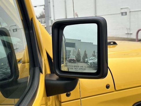 Used 2018 Jeep Wrangler Unlimited Sport S image 29