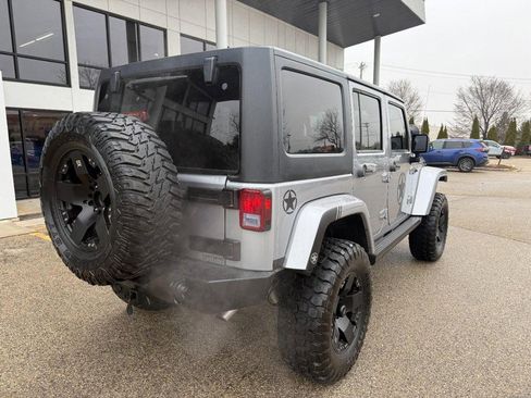 Used 2013 Jeep Wrangler Unlimited Sahara w/ Connectivity Group image 5