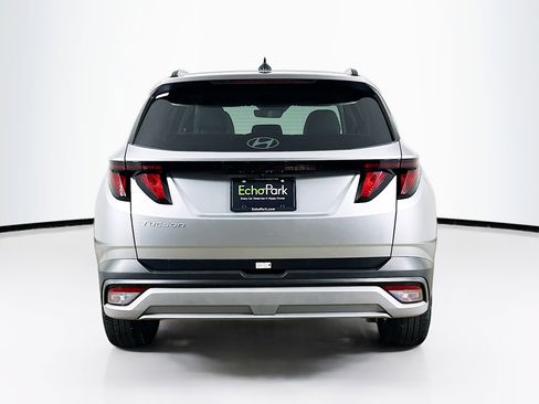 Used 2025 Hyundai Tucson SEL FWD image 7