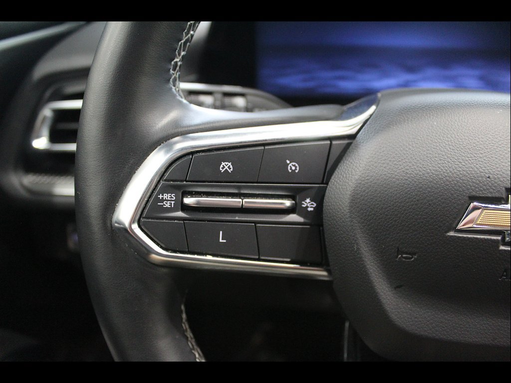 Used 2024 Chevrolet Traverse LS FWD image 27