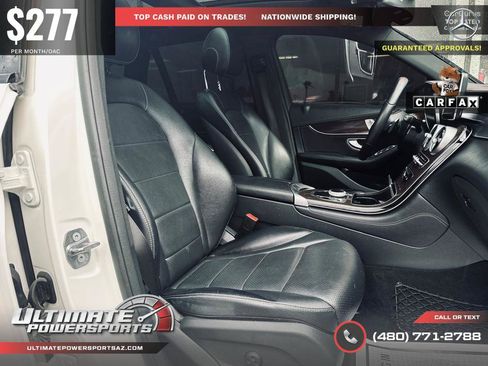 Used 2017 Mercedes-Benz GLC 300 4MATIC image 32