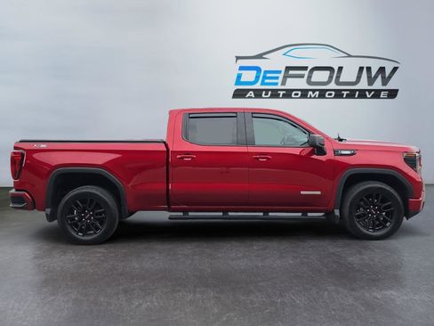 Used 2024 GMC Sierra 1500 Elevation AWD/4WD image 2