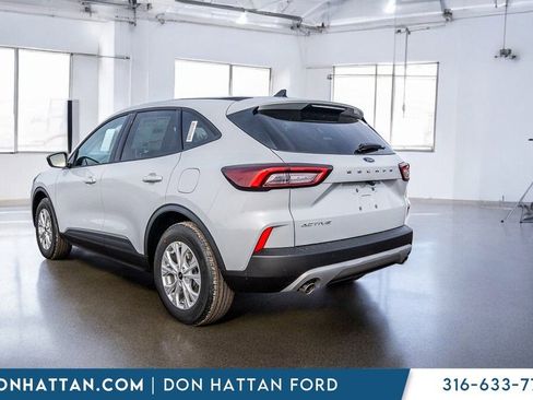 New 2026 Ford Escape Active w/ Cold Weather Package FWD image 32