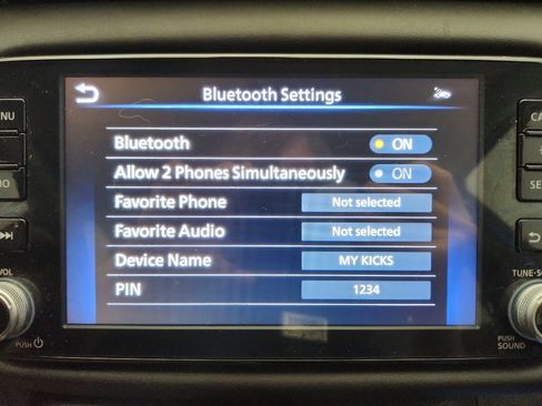 Used 2021 Nissan Kicks SR w/ SR Premium Package FWD image 19