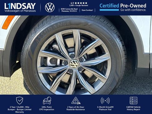 Used 2022 Volkswagen Tiguan SE w/ Panoramic Sunroof Package image 8