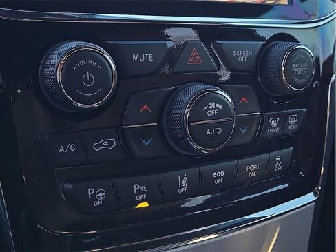 Used 2021 Jeep Grand Cherokee Summit w/ Platinum Series Group image 16