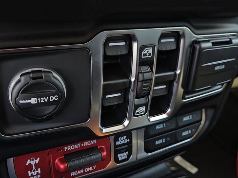 New 2026 Jeep Wrangler Unlimited Rubicon image 16