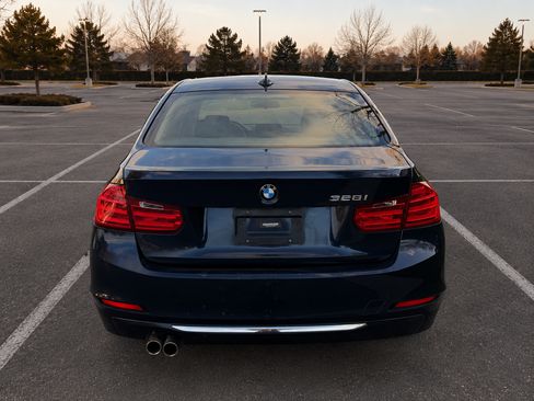Used 2012 BMW 328i Sedan RWD image 5