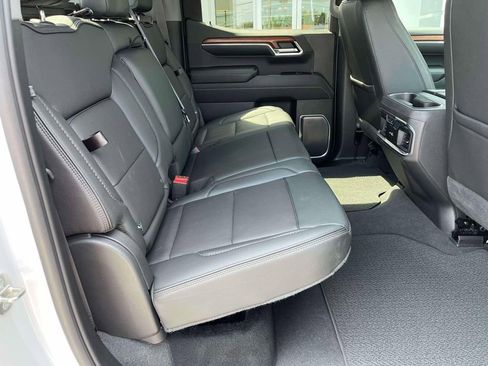 Used 2022 GMC Sierra 1500 Denali w/ Technology Package AWD/4WD image 19