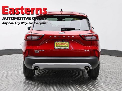 Used 2023 Ford Escape Active AWD/4WD image 6