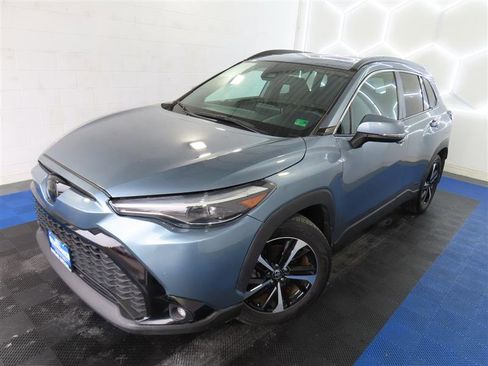 Used 2024 Toyota Corolla Cross AWD Hybrid image 4