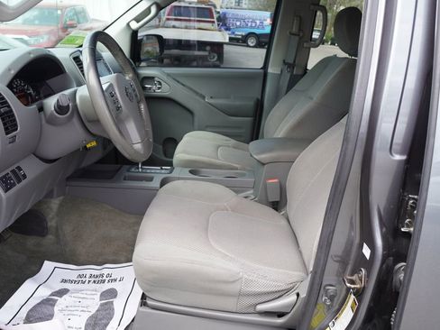 Used 2016 Nissan Frontier SV w/ SV Value Truck Package image 14