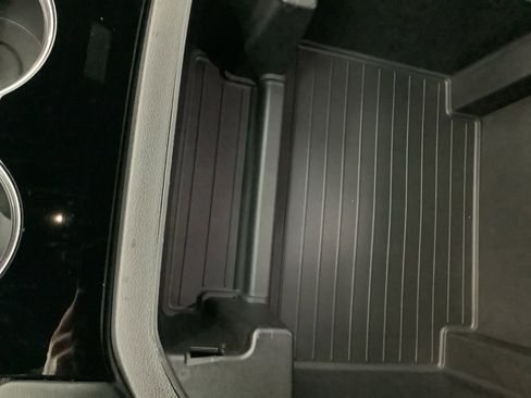 New 2026 GMC Yukon XL Elevation image 25