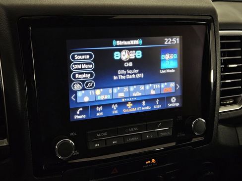 Used 2022 Nissan Frontier SV image 12