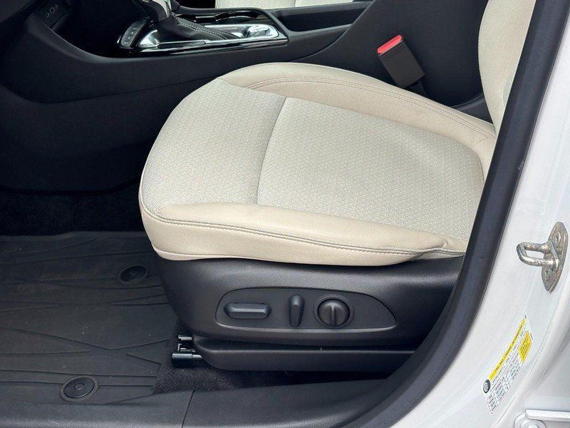 Used 2023 Buick Encore GX Select w/ Sport Touring Package AWD/4WD image 15