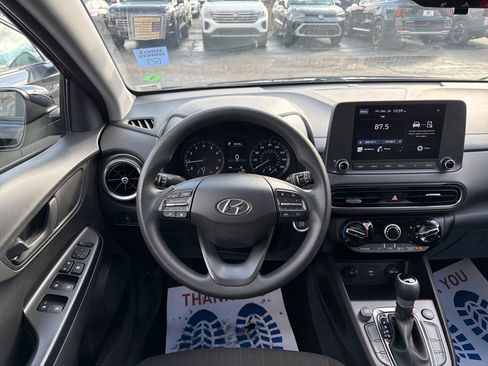 Used 2023 Hyundai Kona SEL image 16