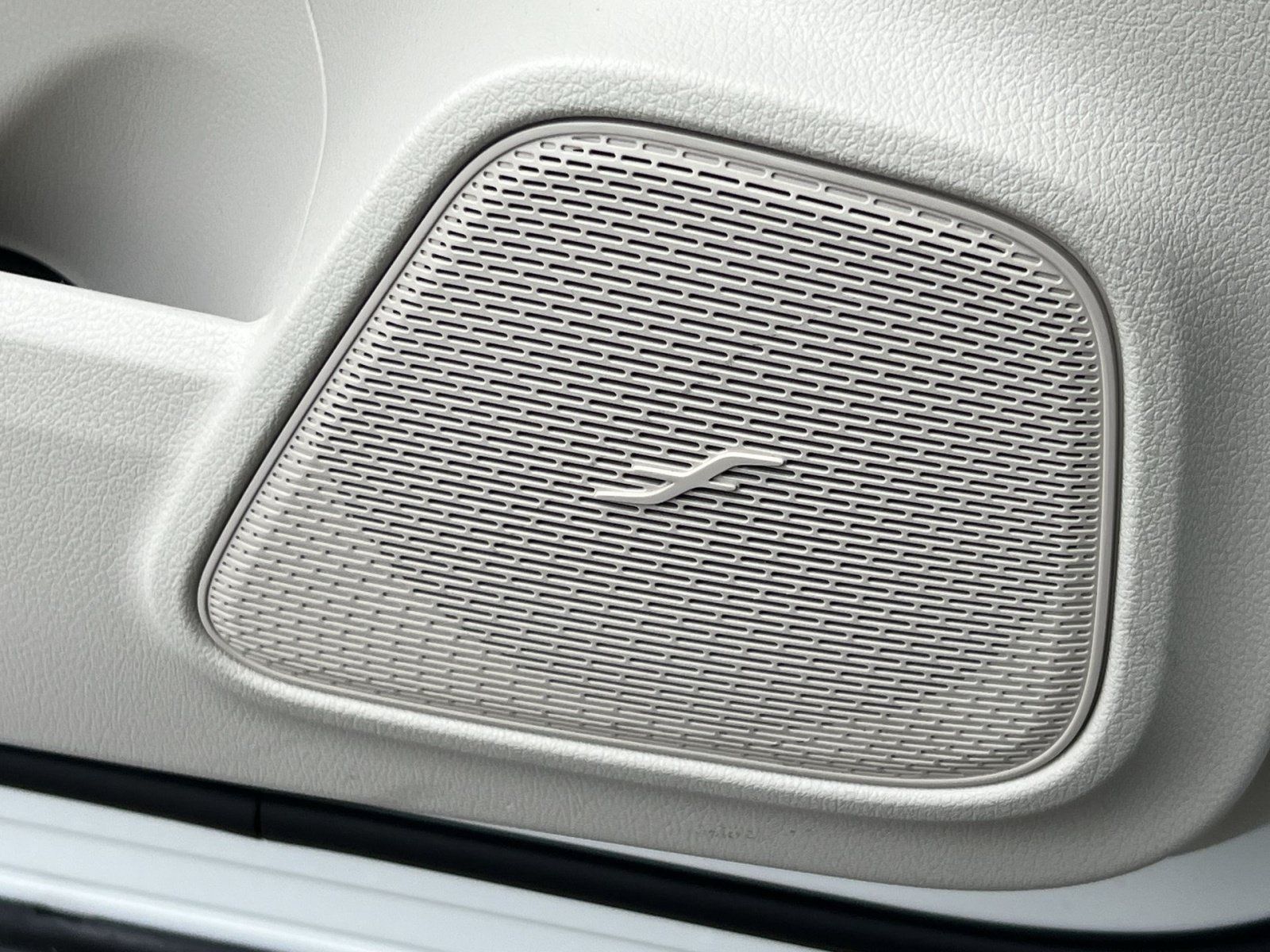 Certified 2026 Mercedes-Benz GLA 250 4MATIC image 41