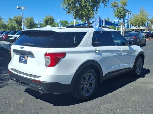 Certified 2023 Ford Explorer XLT w/ Equipment Group 202A RWD image 4