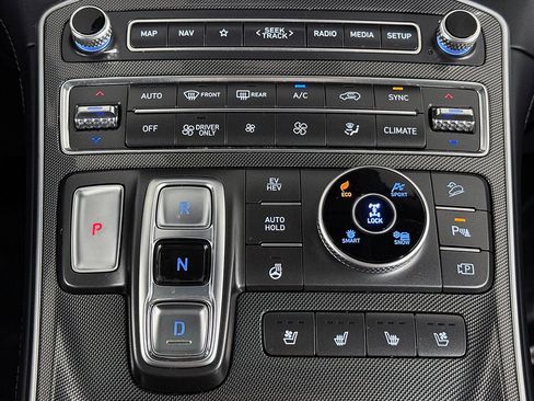 Used 2022 Hyundai Santa Fe Limited image 52