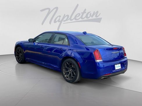 Used 2020 Chrysler 300 S w/ 300S Premium Group 2 RWD image 6