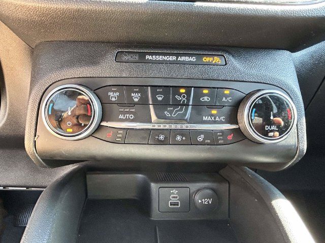 Used 2025 Ford Escape ST-Line Select AWD/4WD image 30