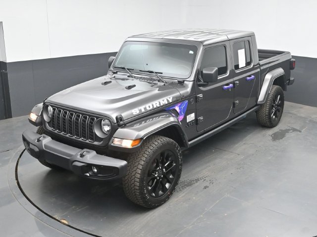 Used 2025 Jeep Gladiator Sport AWD/4WD image 15