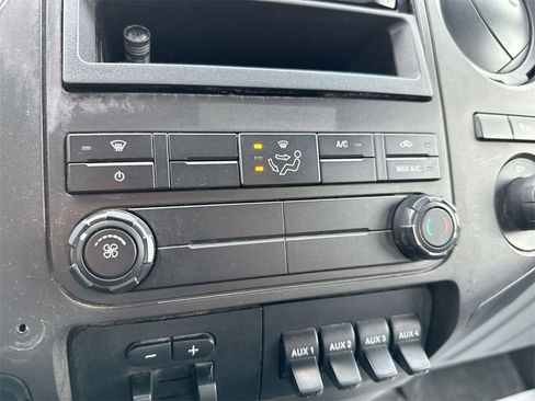 Used 2015 Ford F250 XL image 14