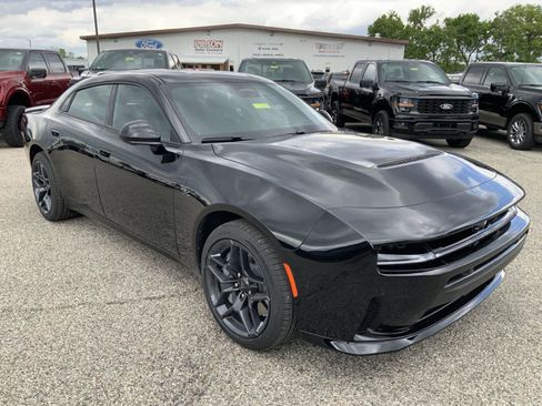 New 2026 Dodge Charger R/T AWD/4WD image 2