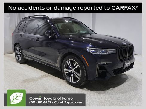Used 2021 BMW X7 M50i image 1