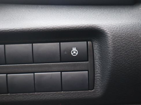 Used 2023 Nissan Kicks SR w/ SR Premium Package image 22