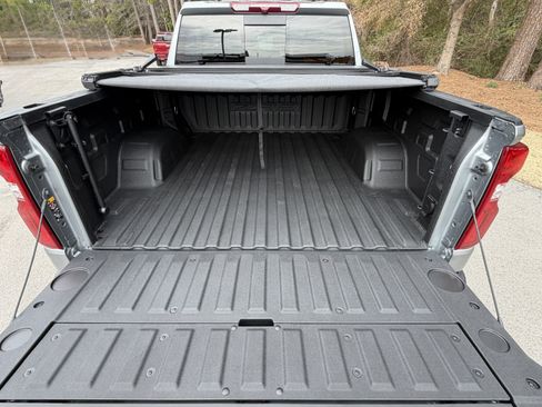 Used 2024 Chevrolet Silverado 1500 ZR2 w/ ZR2 Bison Edition image 4