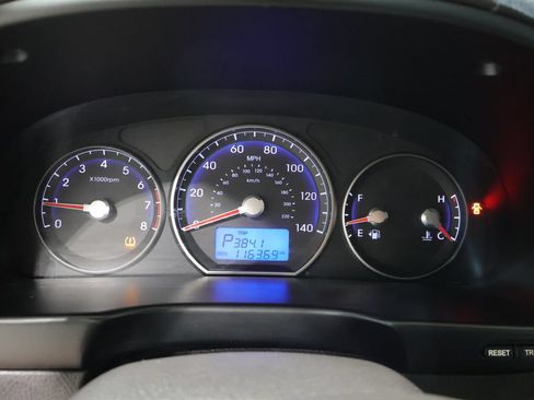 Used 2012 Hyundai Santa Fe GLS AWD/4WD image 34