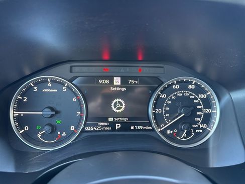 Used 2024 Mitsubishi Outlander SE image 15