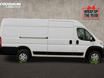 New 2024 RAM ProMaster 3500 w/ Quick Order Package 22G SLT
