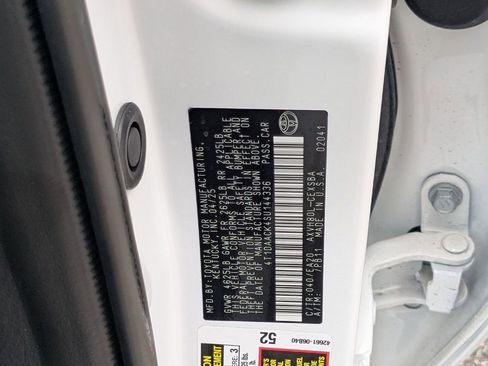 Used 2025 Toyota Camry SE image 31