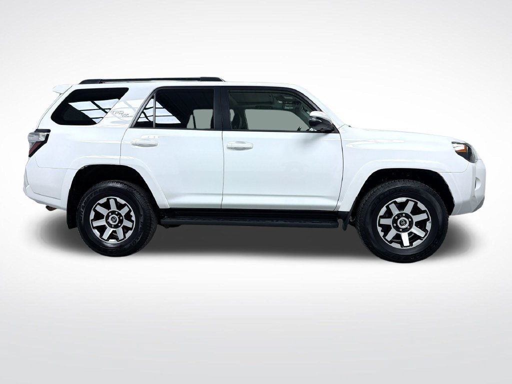 Certified 2024 Toyota 4Runner TRD Off-Road Premium w/ Moonroof Package AWD/4WD image 2