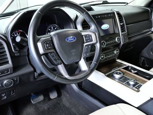 Certified 2021 Ford Expedition Platinum AWD/4WD image 3