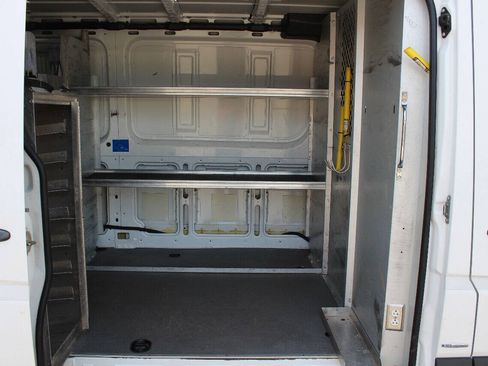 Used 2013 Mercedes-Benz Sprinter 2500 image 14
