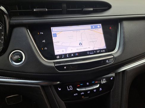 Certified 2022 Cadillac XT5 Sportv w/ LPO, ONYX Package image 24