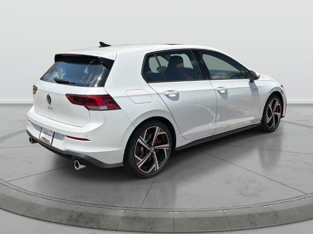 New 2026 Volkswagen GTI SE FWD image 4