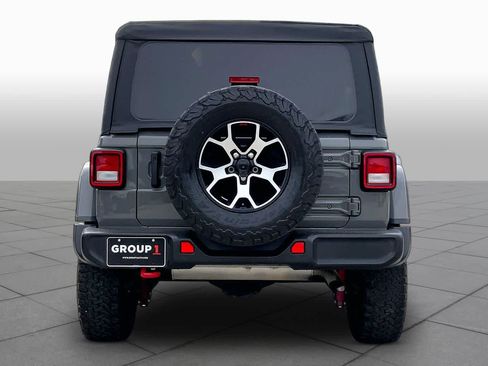 Used 2022 Jeep Wrangler Unlimited Rubicon AWD/4WD image 5