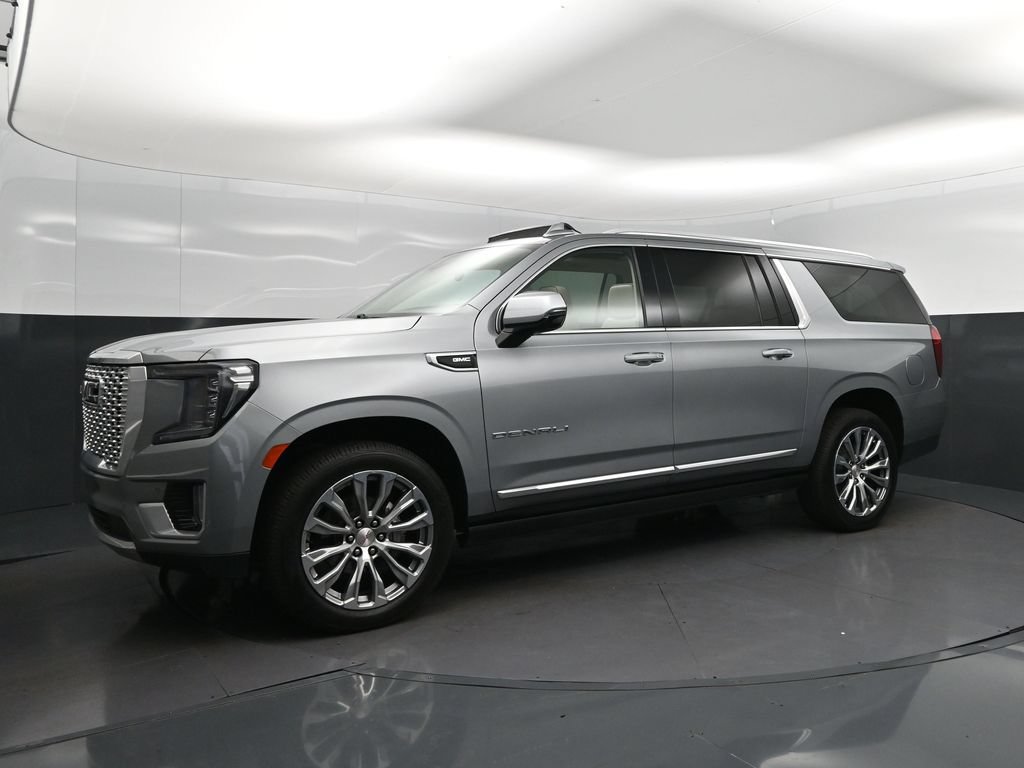 Used 2023 GMC Yukon XL Denali w/ LPO, Floor Liner Package RWD image 3