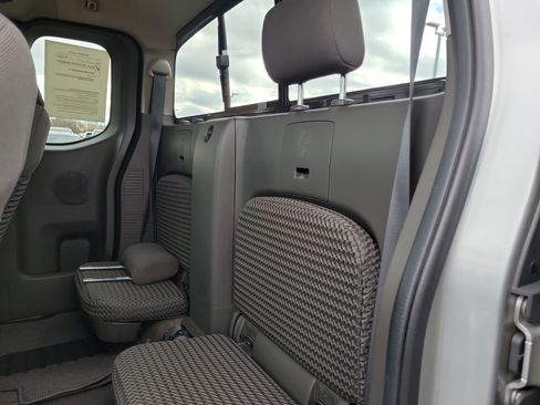 Certified 2017 Nissan Frontier SV w/ SV Value Truck Package image 13