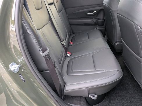 Certified 2025 Hyundai Santa Cruz SEL image 17